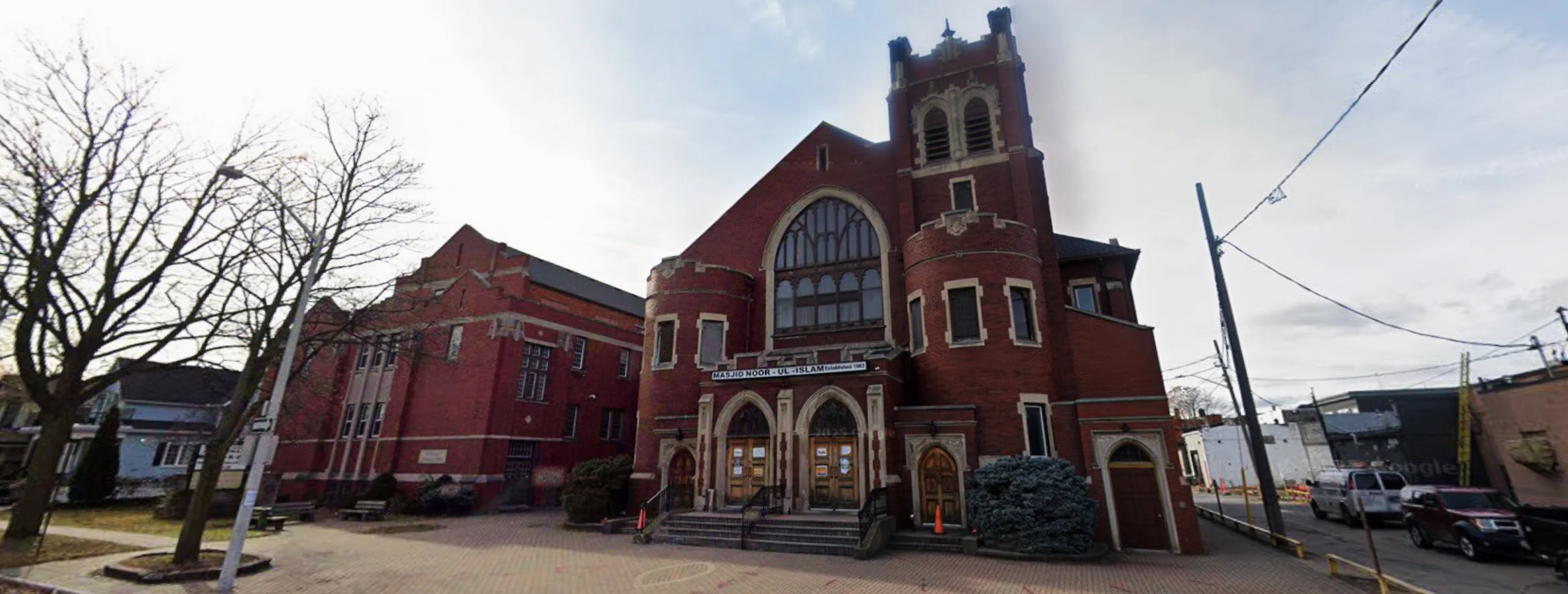 Exterior view of Masjid Noor-ul-Islam  Windsor building